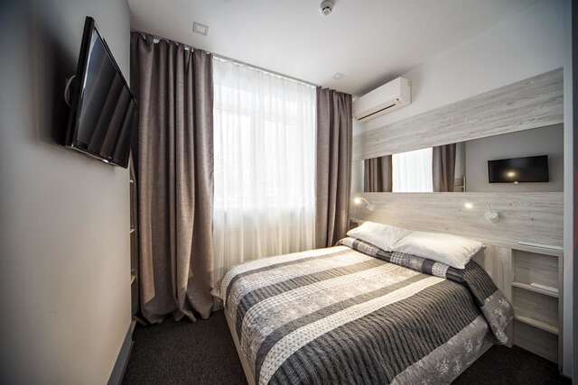 Отель Hotel Sacvoyage Львов-13